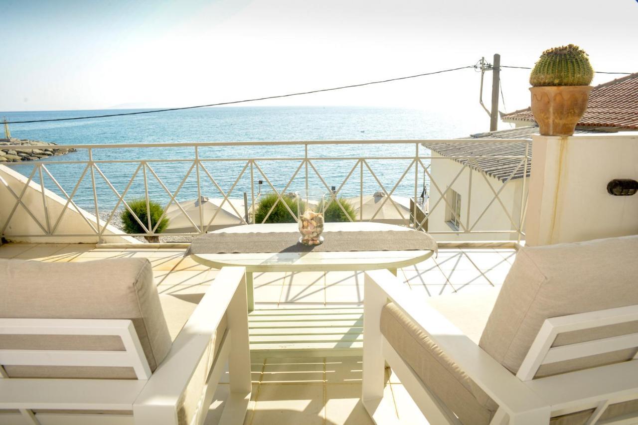 Agali 1 Superior Maisonette Kalamata Bagian luar foto