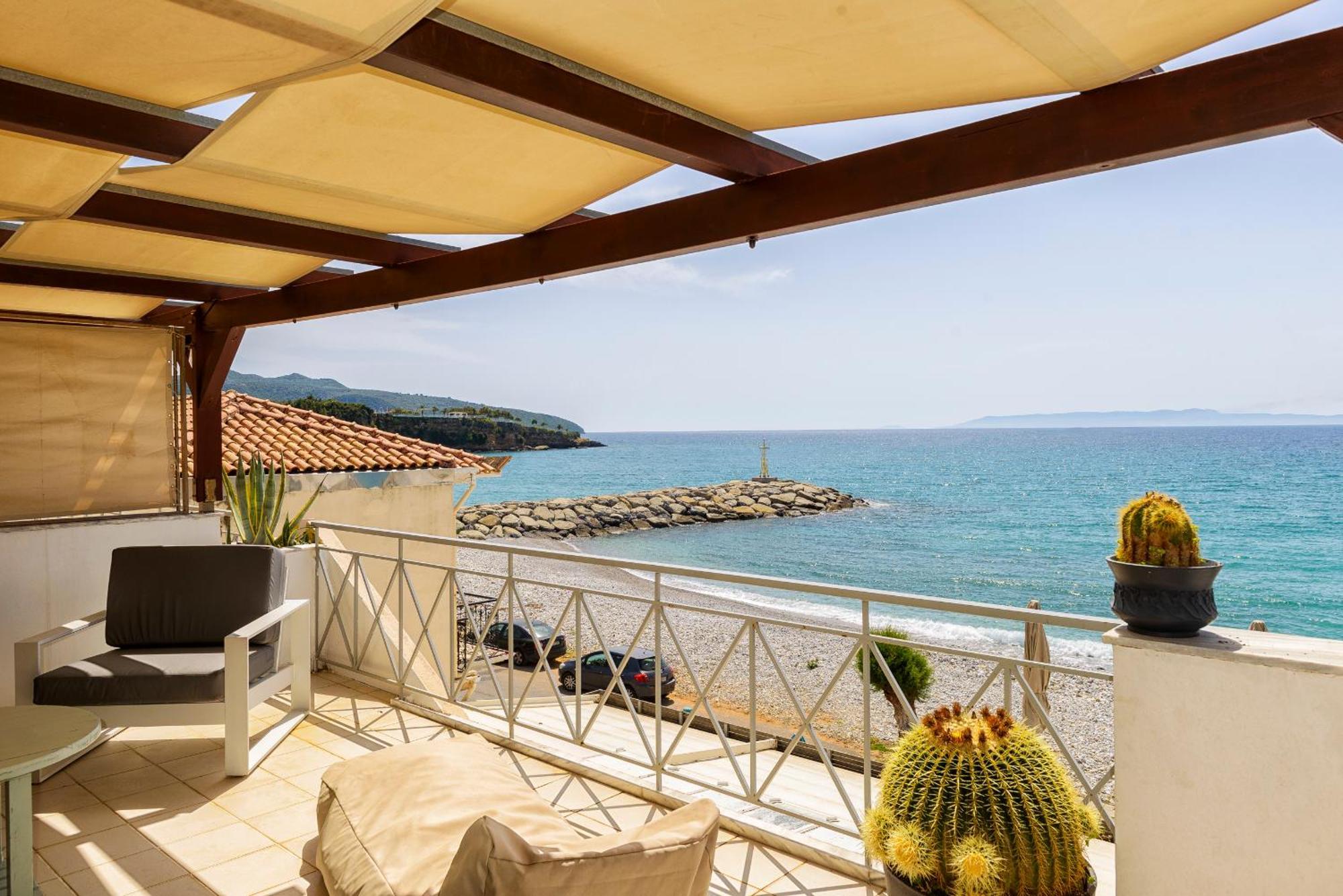 Agali 1 Superior Maisonette Kalamata Bagian luar foto