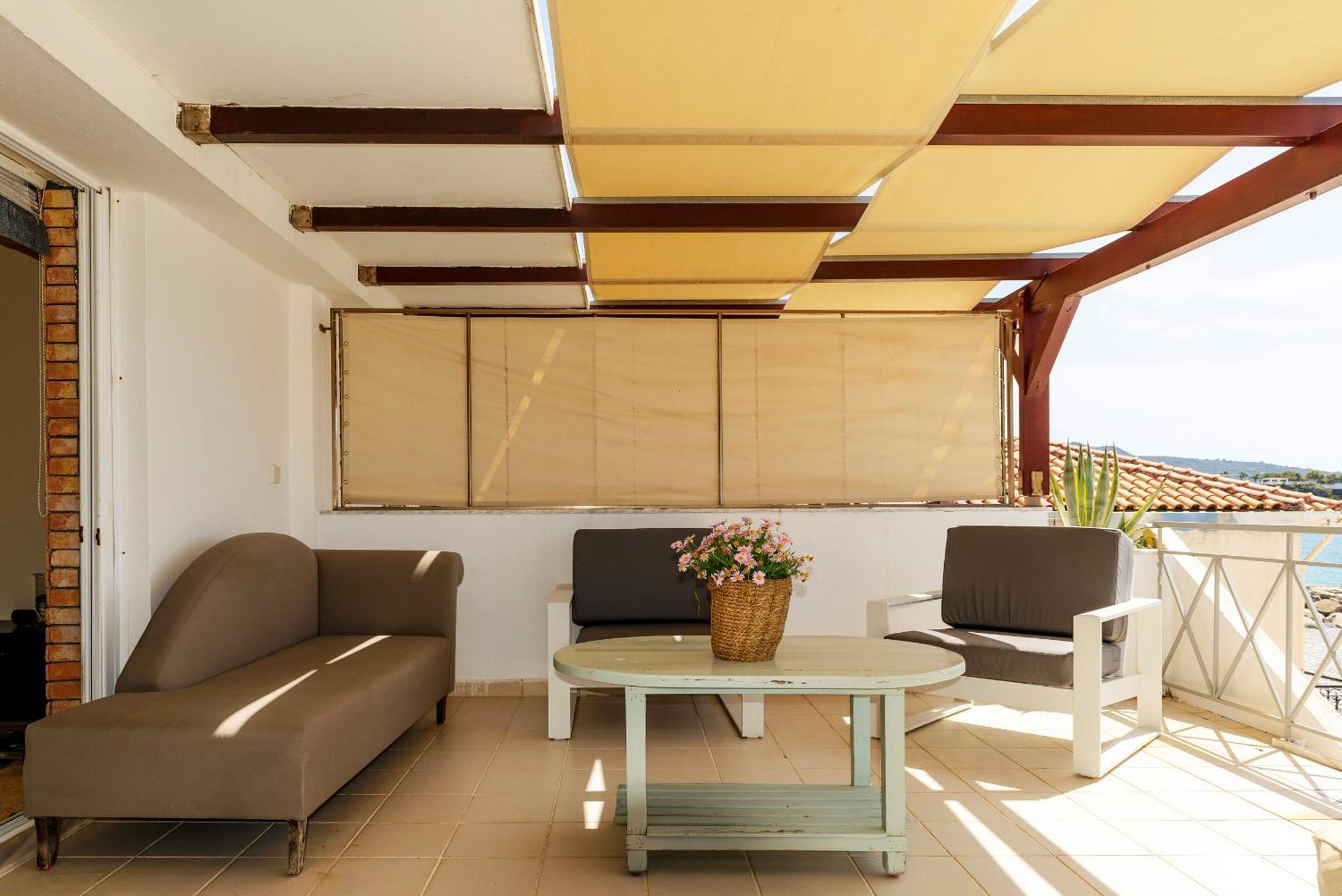 Agali 1 Superior Maisonette Kalamata Bagian luar foto
